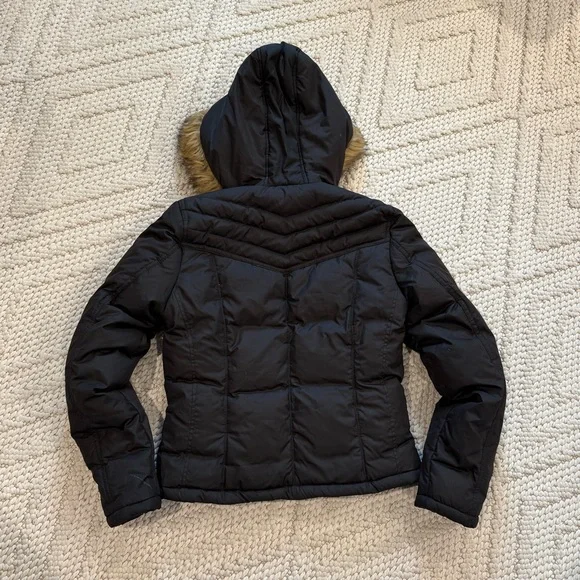 Black Puffer Jacket with Faux Fur Hood juniors size medium - Picture 4 of 4